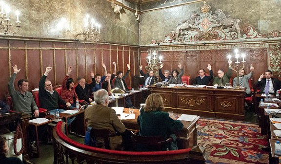 El Ple municipal aprova el Reglament d’Honors i Distincions de l’Ajuntament de Vic elaborat pel grup de Treball del Consell de Ciutat